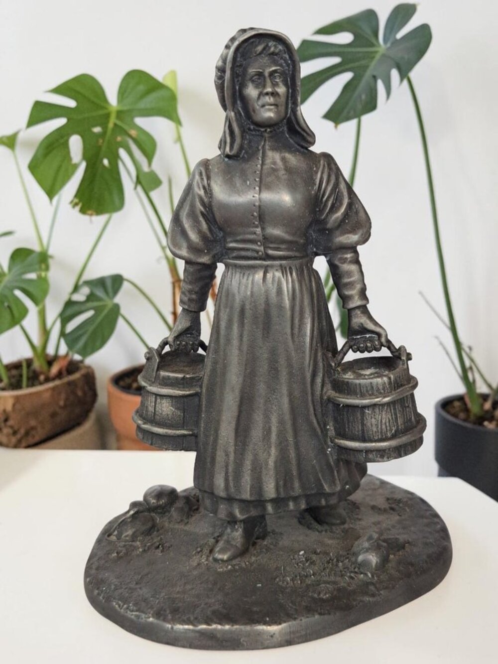 Franklin Mint Homesteader Pewter Sculpture Vintage Prairie Woman Bonnet Buckets